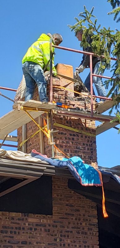 Tuckpointing Kenilworth IL - Brick Repair and Chimney Restoration
